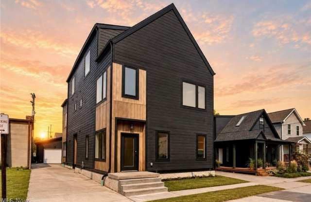 1352 W 78th Street photos photos