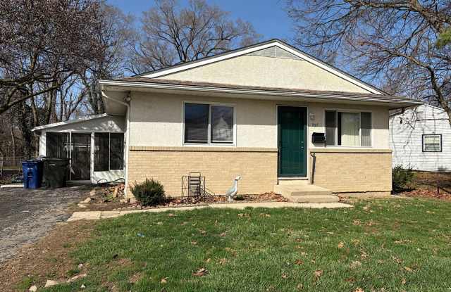 939 S Waverly St. photos photos