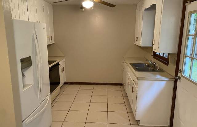 475 Radio Court Gallery 3