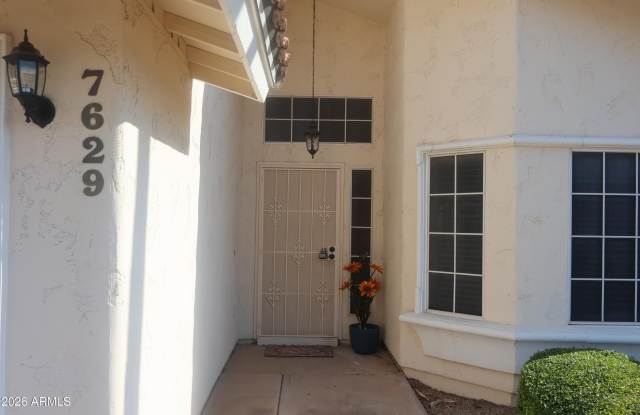 7629 W KRISTAL Way Gallery 2