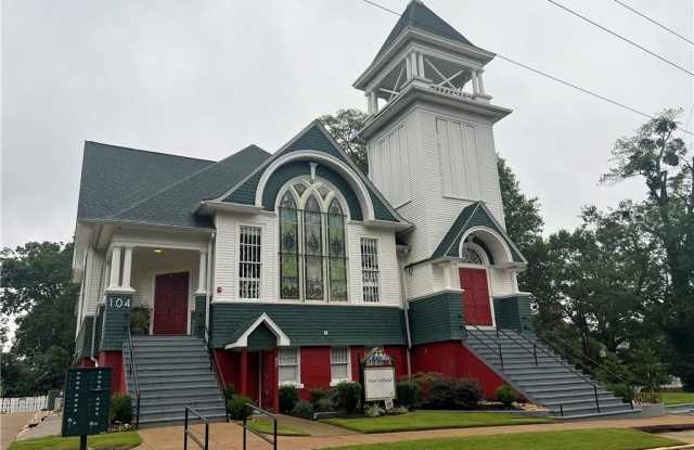 104 Spring Street unit: 1 - 104 Spring Street, Hall County, GA 30501 104 Spring Street unit: 1 - 104 Spring Street, Hall County, GA 30501