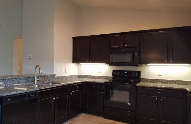 6589 Crescent Loop Gallery 4