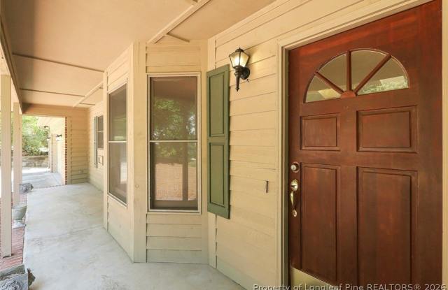 709 Essex Court Gallery 3