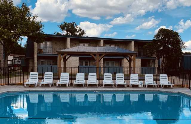 Vintage at Oak Hill photos photos