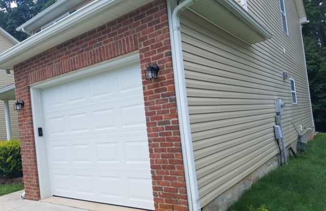 6925 Brachnell View Dr Gallery 3