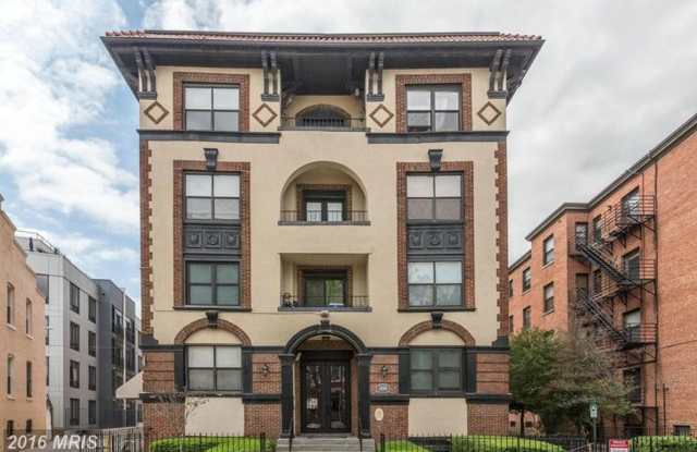 Great 2 Bedroom Columbia Heights Condo photos photos