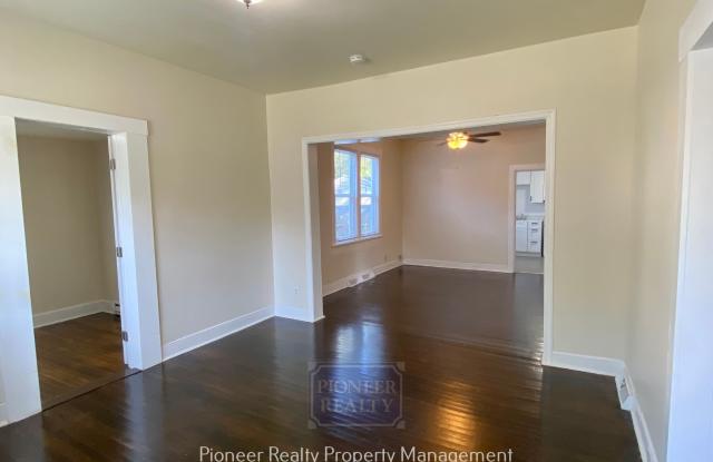 113 N. Elm Avenue Gallery 4