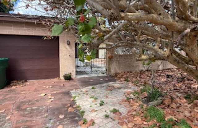 For Rent: Updated 3-Bedroom, 2-Bath Single-Family Home photos photos