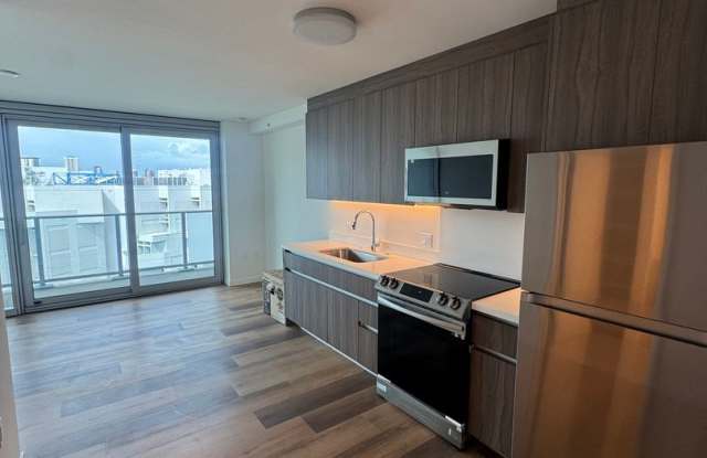 Ready to Move in Brand New Condo! First Time Renting! 0 Bed/1 Bath/1 Parking at The Park on Ke‘eaumoku photos photos