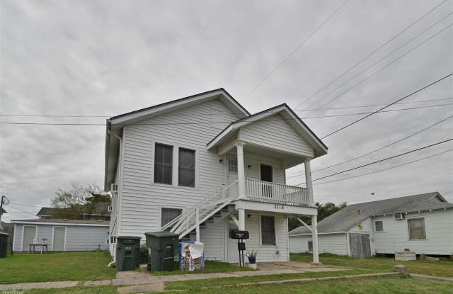 2115 47th St Apt 1 Apt 1 - 2115 47th St, Galveston, TX 77551