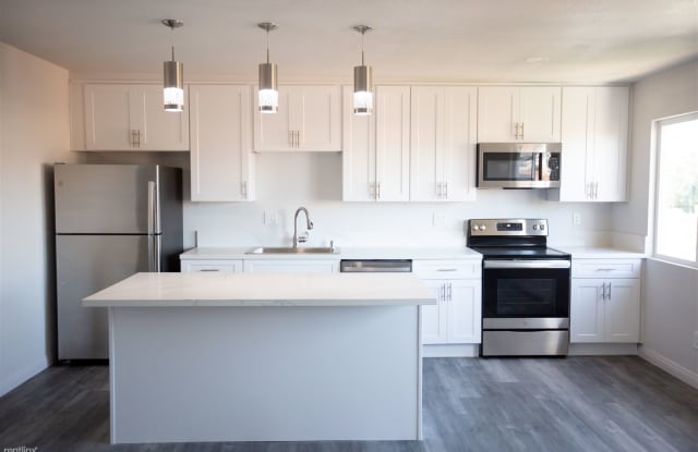 1417 Grove Avenue - 1417 Grove Avenue, Imperial Beach, CA 91932