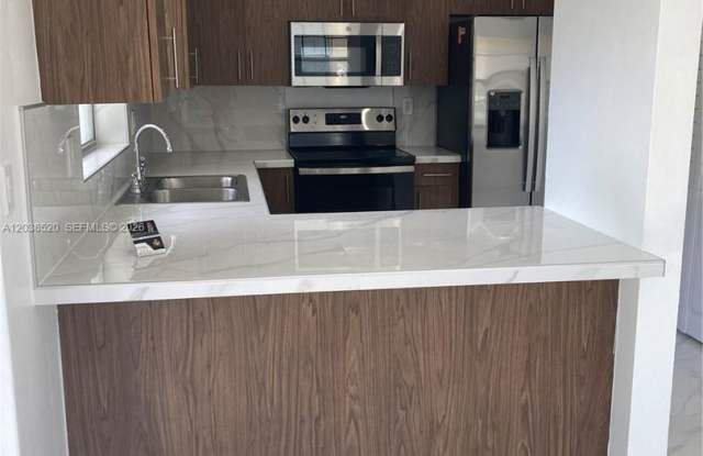 18765 SW 100th Avenue 18765, Cutler Bay, FL 33157 - 6905 Gallery 3