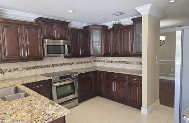 2755 Southwest 165th Avenue photos photos