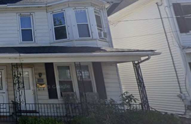 429 McCartney Street - 2026-2027 & 2027-2028 Academic Year Leasing photos photos