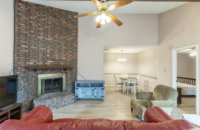 4074 Russell Avenue Gallery 2