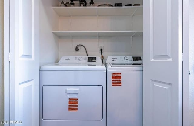 4662 W Krall Street photos photos