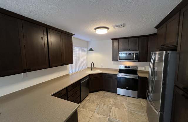 380 N 200 E photos photos