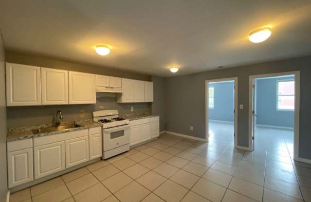 87 1St St photos photos