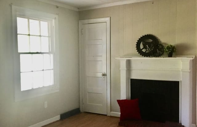 419 Davis Park Rd - 419 Davis Park Road, Gaston County, NC 28052