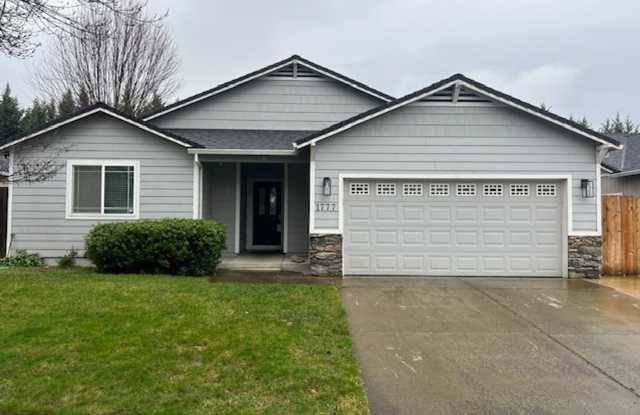 COMING SOON/ 3 BEDROOM SINGLE FAMILY HOME photos photos