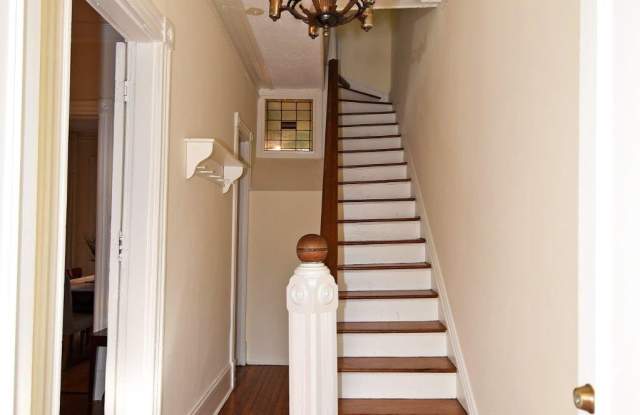 617 Q Street NW Gallery 3