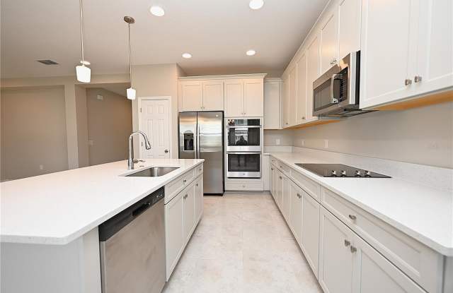 5507 FREESIA Drive Gallery 4