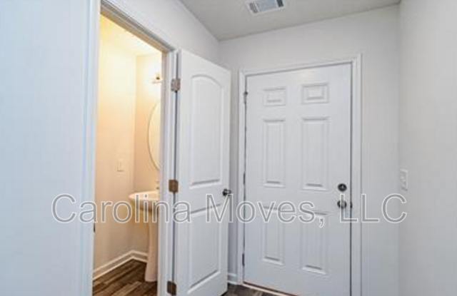 507 Springtime Lane Gallery 2