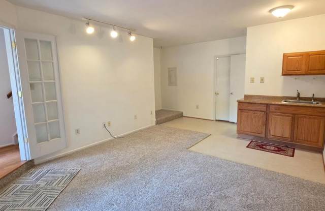 3725 AIRDIRE CT #5-50 Gallery 3