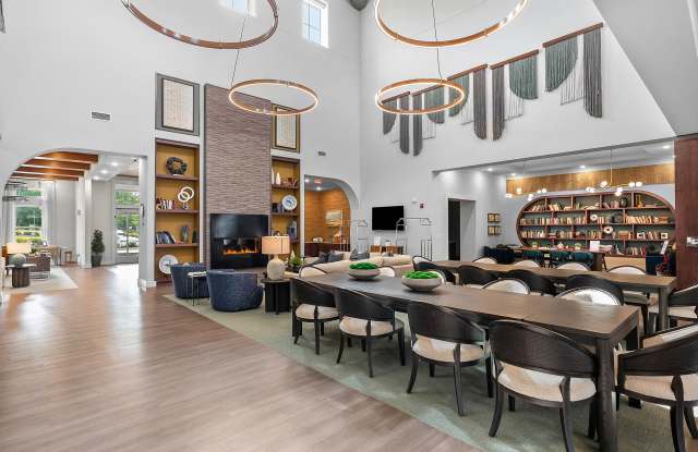Rosalia Verdae - 55+ Active Adult Apartment Homes Gallery 4