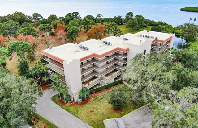 504 So Florida Ave - 504 South Florida Avenue, Tarpon Springs, FL 34689
