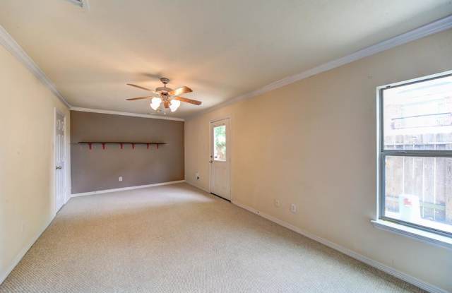 7805 Hanover Mill Lane Gallery 2