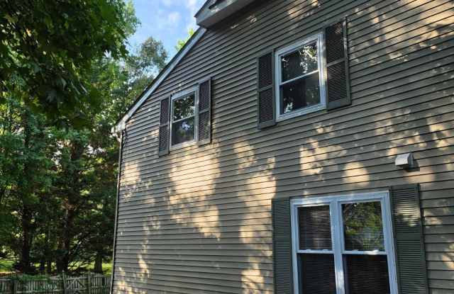 1412 WOODMILL Drive Gallery 3