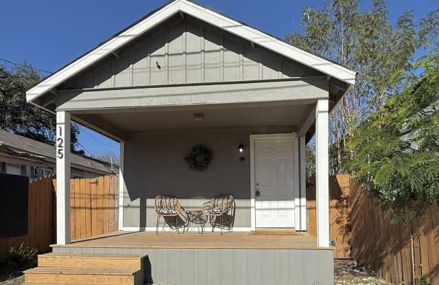 125 Forrest Ave photos photos