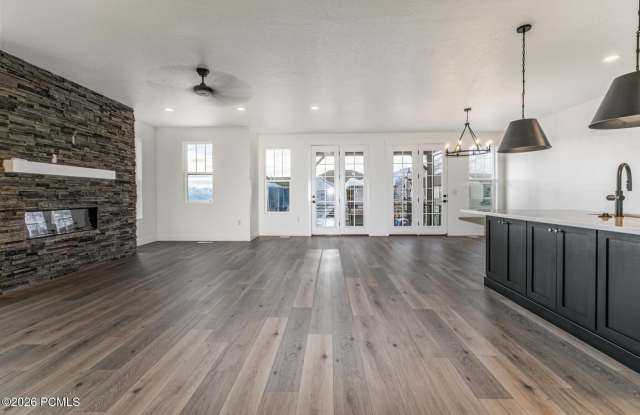 5996 N Fairview Drive photos photos