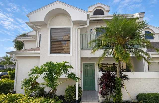 First-floor 2-bedroom, 2-bath condo in Emerald Woods Gallery 1