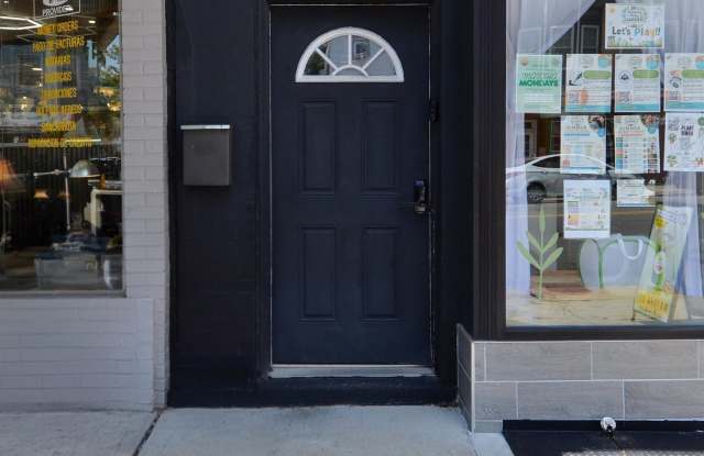 885 BROADWAY Gallery 1