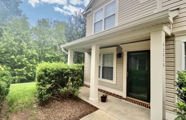 43414 EDGECLIFF TERRACE - 43414 Edgecliff Terrace, Ashburn, VA 20147