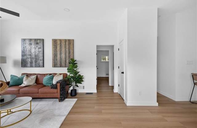 201 Lydia Drive SE Gallery 2