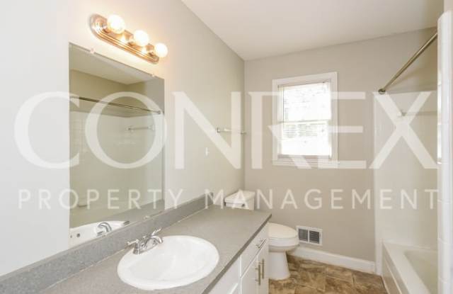6 Woodtrail Court Gallery 3