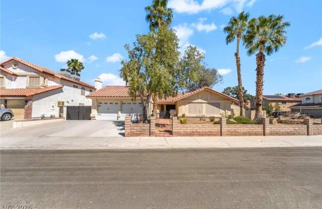 130 Weatherstone Drive photos photos