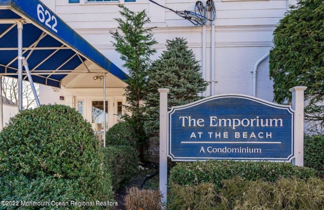 622 Trenton Avenue - 622 Trenton Ave, Point Pleasant Beach, NJ 08742