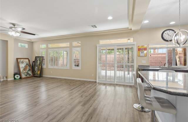 8194 Duncan Peak Court Gallery 4