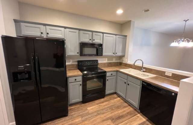 Beautiful 2 bedroom, 2.5 bathroom townhome for rent in Summerfield! - 8108 Summer Bay Court, Jacksonville, FL 32256