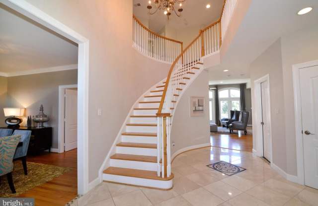 23024 MINERVA DRIVE Gallery 2