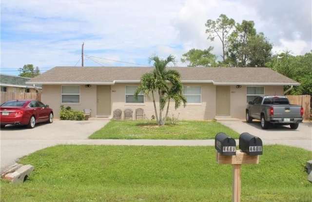 4407 Thomasson Ln photos photos