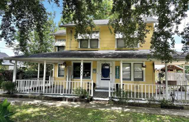 6717 Coolidge Boulevard - 6717 Coolidge Boulevard, Groves, TX 77619