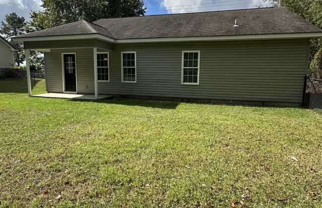 615 40th Street East Gallery 3