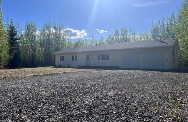 Available Now! Modern 3bed 2bath Home with Garage in North Pole - 3948 Missy Court, Badger, AK 99705