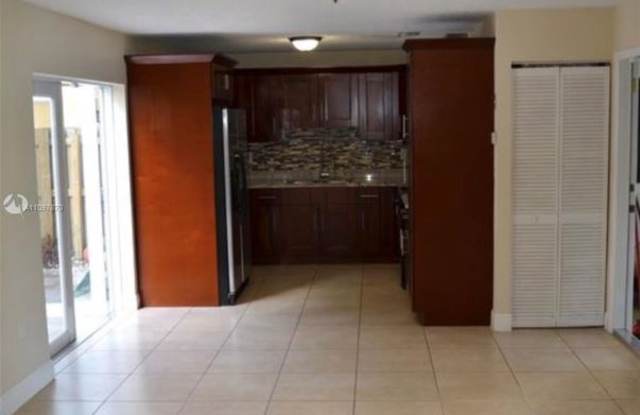 15543 SW 137th Pl #0 Gallery 4