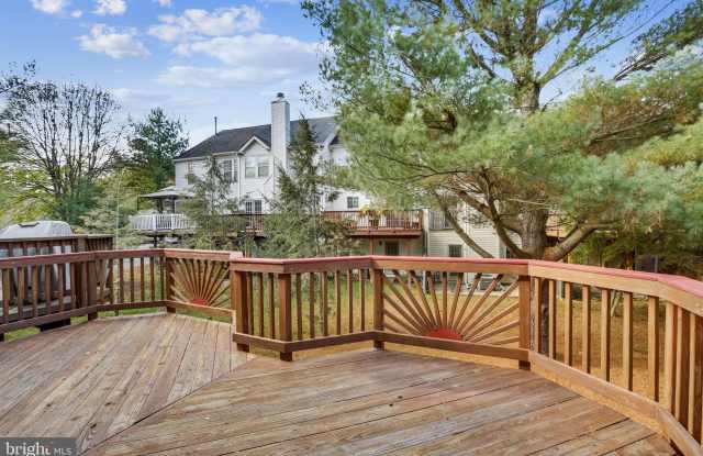 20606 DUCK POND Place Gallery 3